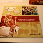 Papst Benedikt 2 Numisbriefe + 1 Folder
