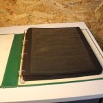 Mauritius Binder mit 15 schwarzen Blättern 4 Streifen