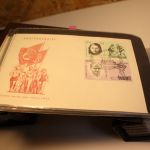 DDR Posten mit meist FDC in 3 Alben 60er Jahre