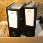 Karton mit Ersttagsblättern Bund inkl. 2 Alben + 5 Alben leer (mit Hüllen)