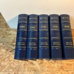 Dt. Post 5 ETB Alben mit Jahreszahlen am Rücken