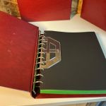 3 Stück Safe ETB Alben Variant inkl. Hüllen + Schuber in rot