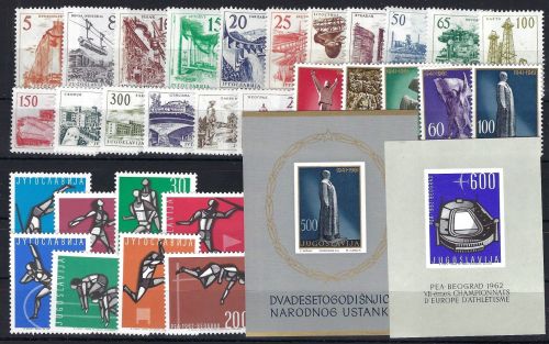 A) Jugoslawien Zusammenstellung aus Mi 952-1033 ** mit Bl. 6