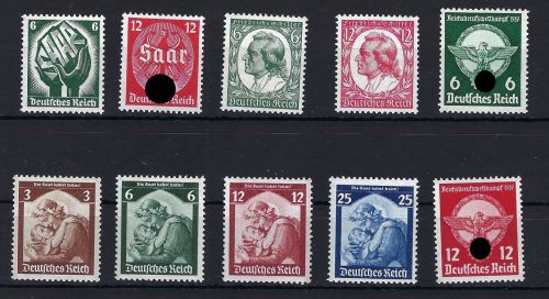 A) DR postfrische Zusammenstellung aus Mi 544-590, ME 335€