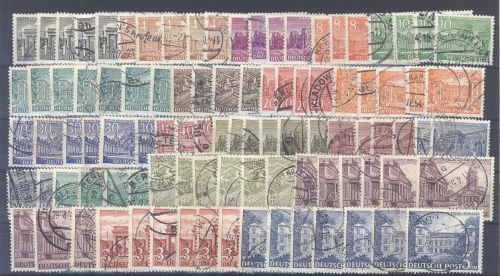 Berlin, umfangreicher gestempelter Posten Bauten 1949 auf Steckkarte