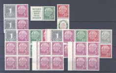 Bund, enormer Posten Heuss Zusammendrucke auf 5 Steckkarten