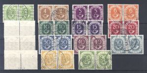 Bund, gestempelter Posten Bund Posthorn Paare auf Steckkarte