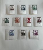 C) DR 1935, Partie aus Spezialsamm. **/*, Ecken, Einheiten, ME ca. 2170€