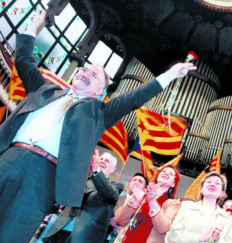 Celebració de Josep-Lluís Carod Rovira després de les eleccions al Parlament de Catalunya | 2003
