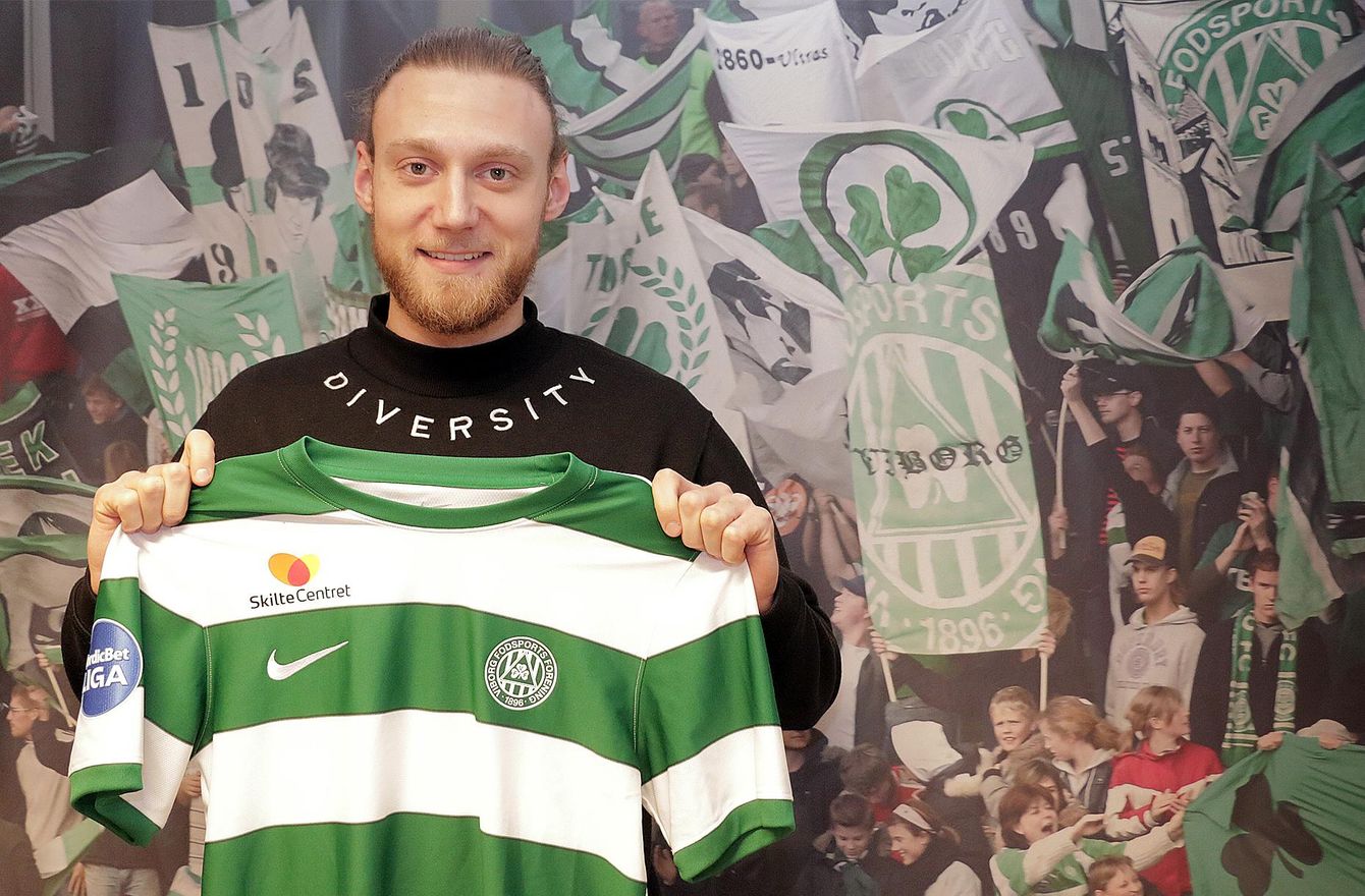 Fredericia sælger højreback til Bold.dk