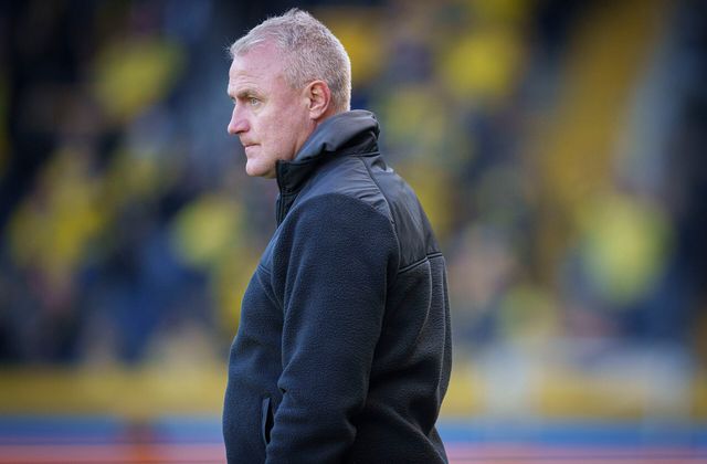 260256