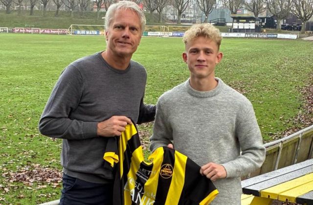263520