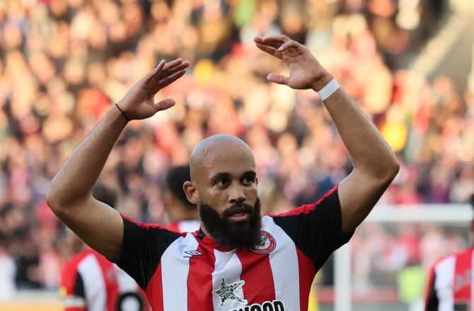 Grinende Frank med klar Mbeumo-besked: Held og lykke