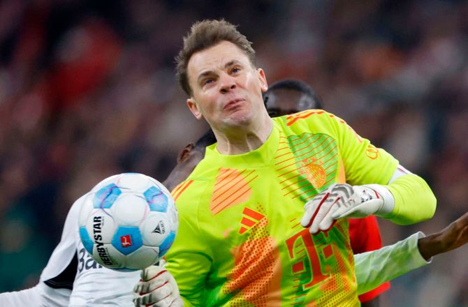 DFB Pokal -Bayern appellerer Neuers første udvisning i karrieren