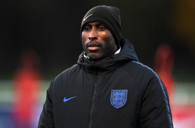 International -Rygtetid: Sol Campbell i spil til managerjob