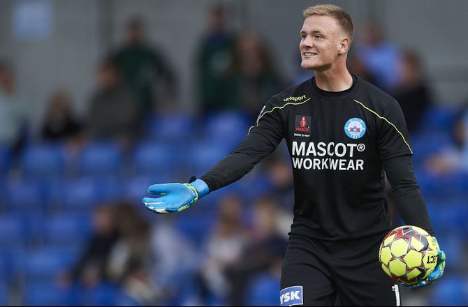 Danmark -Stor SIF-bet: Førstekeeper alvorligt skadet