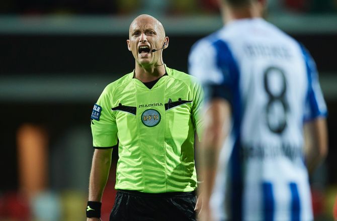 3F Superliga -Superliga-dommer rykkes ned i 1. division