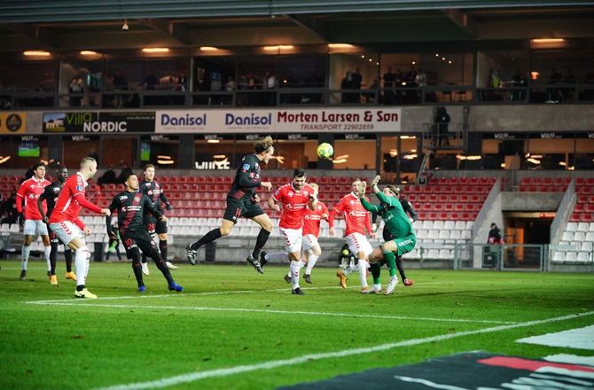 International -Avis: Vejle henter stopper foran englændere