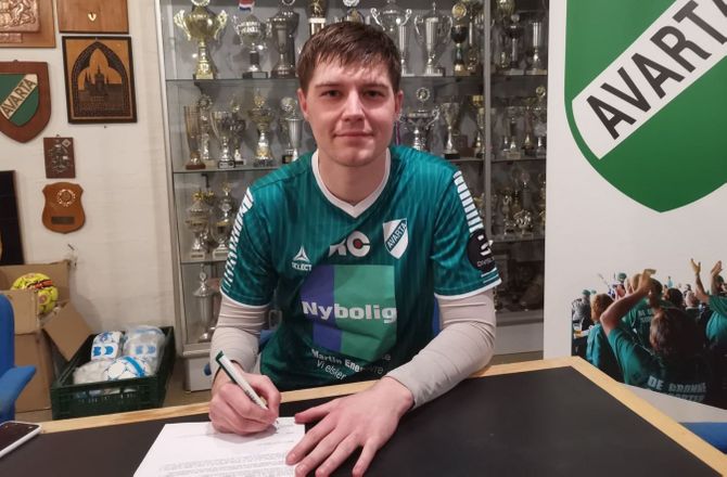 Danmark -Avarta henter forsvarer på Amager