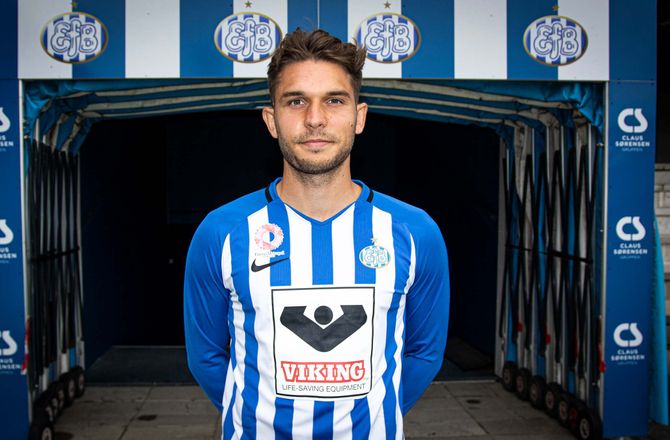 1. Division -Esbjerg lejer østrigsk spids i Barnsley