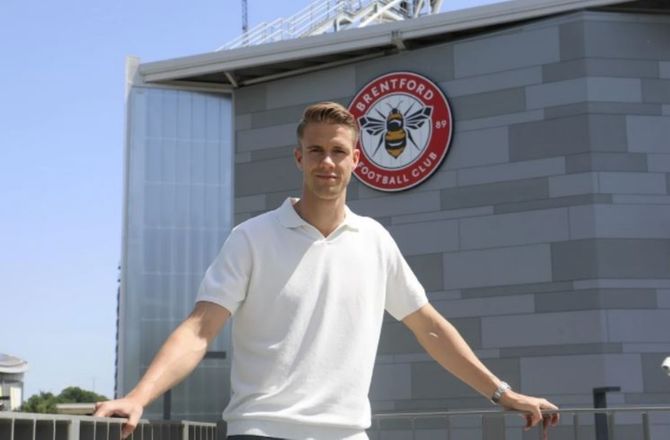 International -Officielt: Brentford køber Kristoffer Ajer