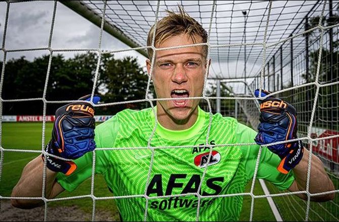 Æresdivisionen -Vindahl og co. choksejrede mod Ajax ude