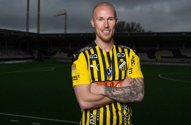 Allsvenskan -Mikkel Rygaard sparkede Häcken i top tre