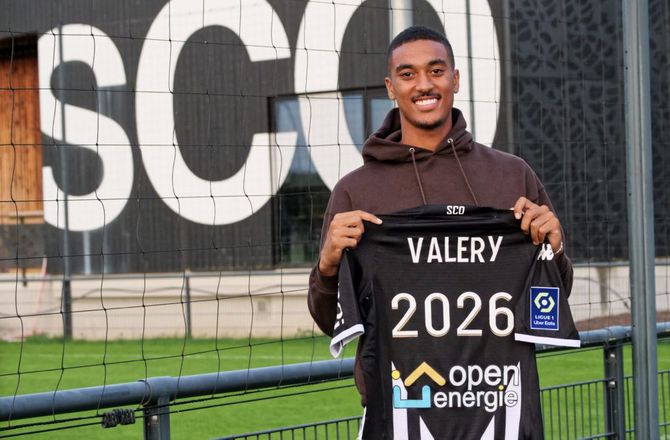 Ligue 1 -Southampton sælger Valery til Angers