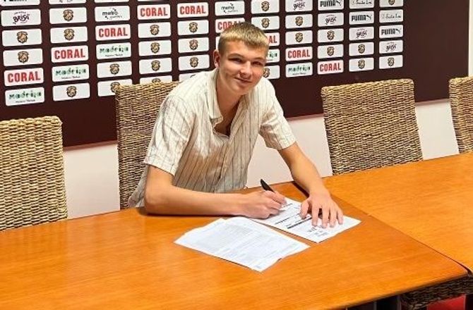 Primeira Liga -Ung FCN-keeper er skiftet til Portugal: Er pisseglad