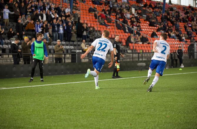 2. division -Esbjerg slog Frem til sidst i medrivende målfest