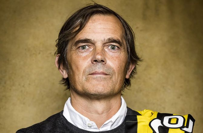 Æresdivisionen -Vitesse ansætter Phillip Cocu som ny cheftræner