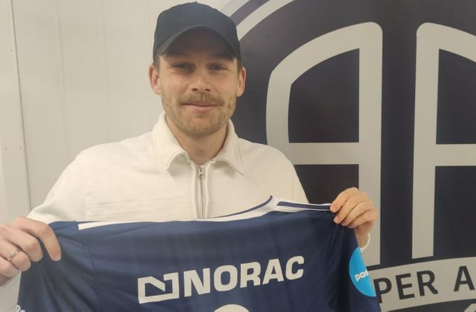 2. Division -Rasmus Lynge forlænger i Arendal