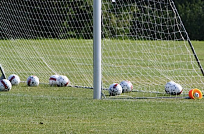 Urvalsdeild -Vild stime: Vikingur-dansker bombede igen