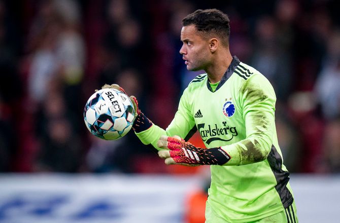 3F Superliga -Officielt: Grytebust skifter til norsk klub
