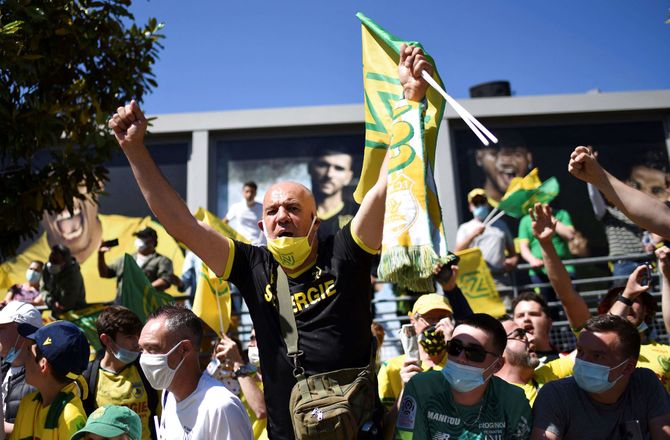 Ligue 1 -Benfica sender brasiliansk forsvarer på græs i Nantes