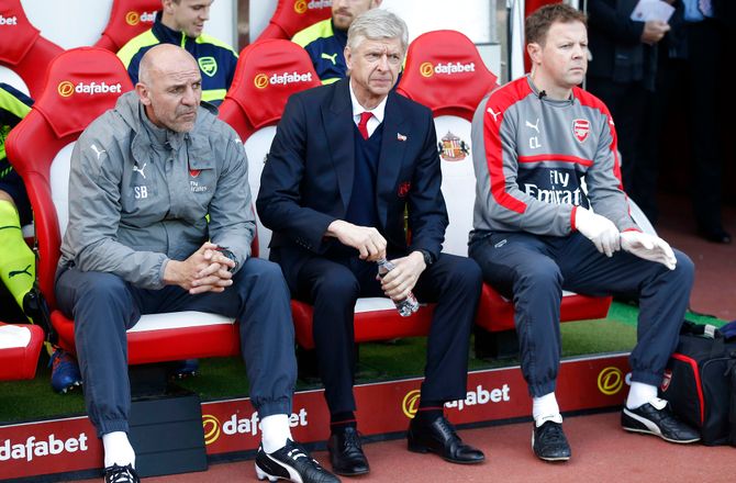 1. Division B -Steve Bould lander trænerjob i Belgien