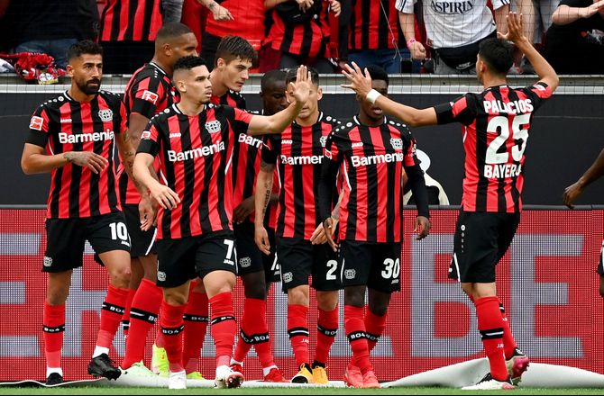 Bundesliga -Leverkusen kørte Gladbach over efter lynstart