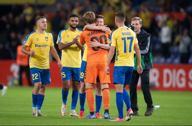 3F Superliga -Målfest giver Brøndby stor selvtillid før AaB