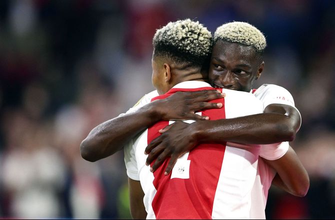 Æresdivisionen -Daramy med oplæg da Ajax blev mestre