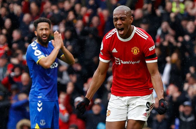 Premier League -Ten Hag før Liverpool-brag: Martial er klar igen