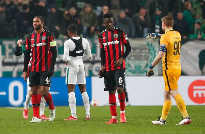 Europa League -Leverkusen vinder gruppen på trods af nedtur