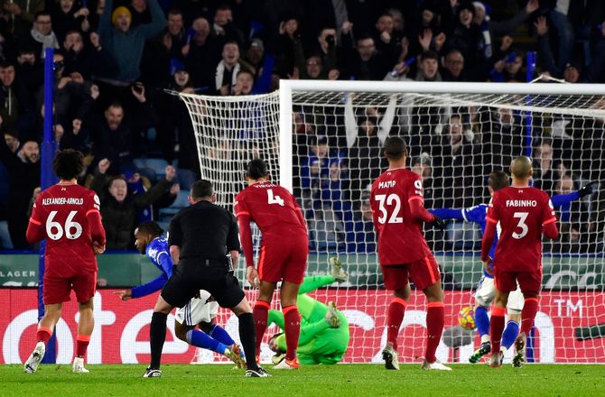 International -FIFA godkender: Lookman skifter til Nigeria