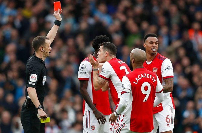 Premier League -Arsenal-vikar om udvist brasser: Vær klogere
