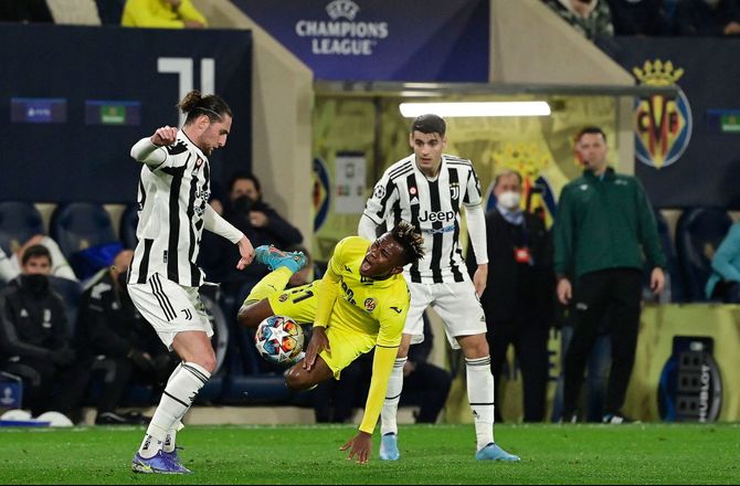 Champions League -Voldsom Rabiot-tackling: Var det rigtig dømt?