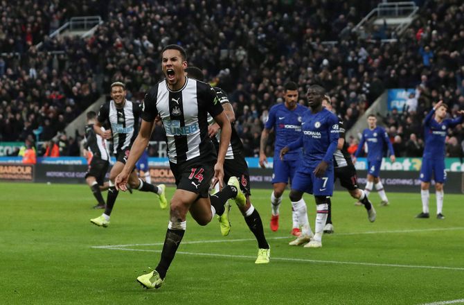 Premier League -Newcastle-midt straffes for tweet om dommer