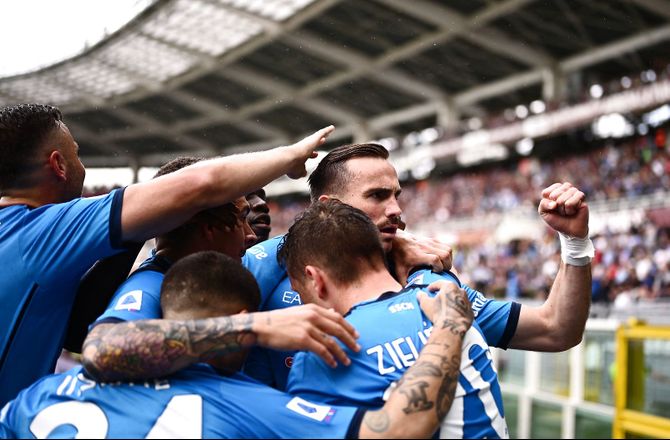 Serie A -Napoli tog vigtig sejr trods brændt straffespark