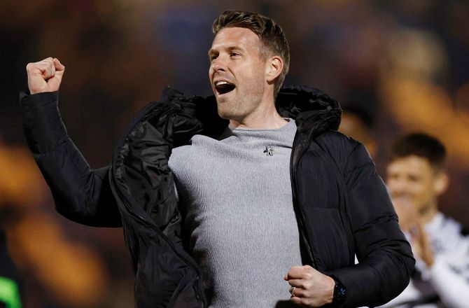 Championship -Medie: Watford fyrer Rob Edwards efter 11 kampe - Bilic lurer