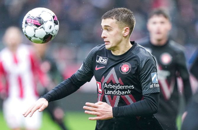 Bundesliga -Fraulo fløj fra reden som 13-årig: Har rustet mig til Gladbach