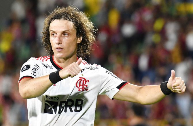 Serie A -Rygtetid: Inter overvejer at hente David Luiz