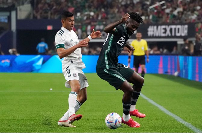 International -Celta udlejer mexicansk landsholdsmidt til AEK Athen
